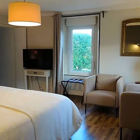 Le Jardin Du Puits Longueville