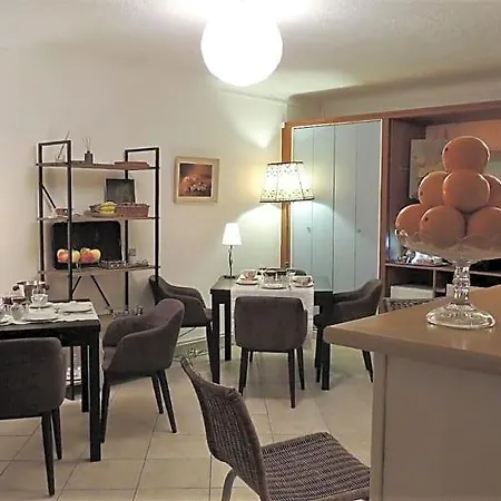 Le Jardin Du Puits ベッド・アンド・ブレックファスト 4*