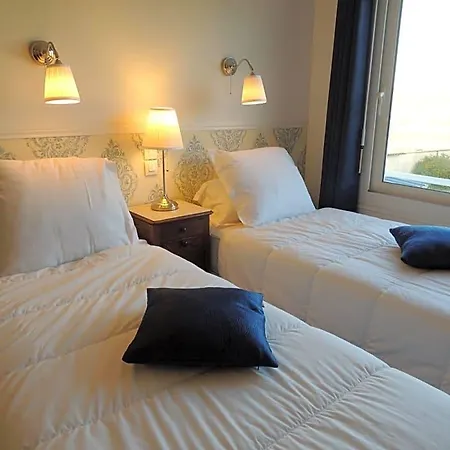 Le Jardin Du Puits 4* Longueville